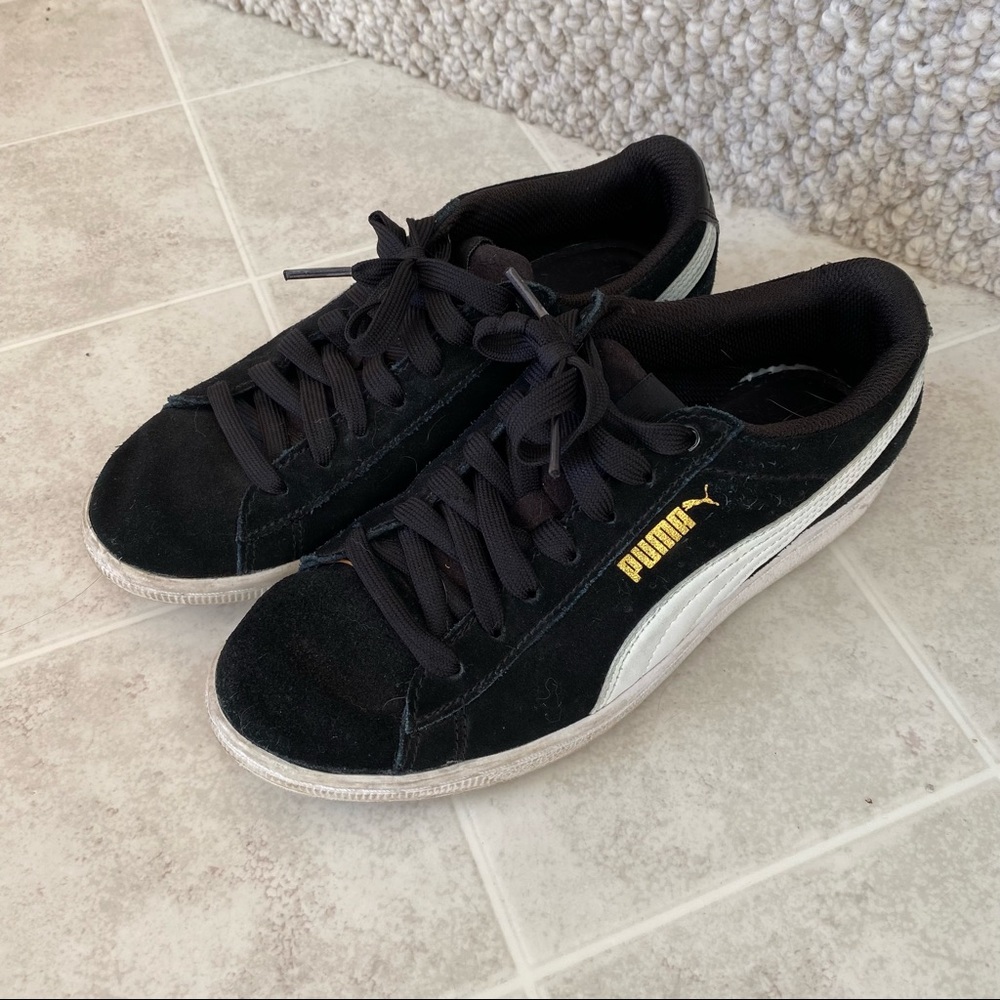 Puma memory foam sneakers